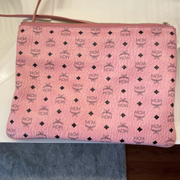 MCM Clutch Pouch Shoulder Pink Visetos - Women